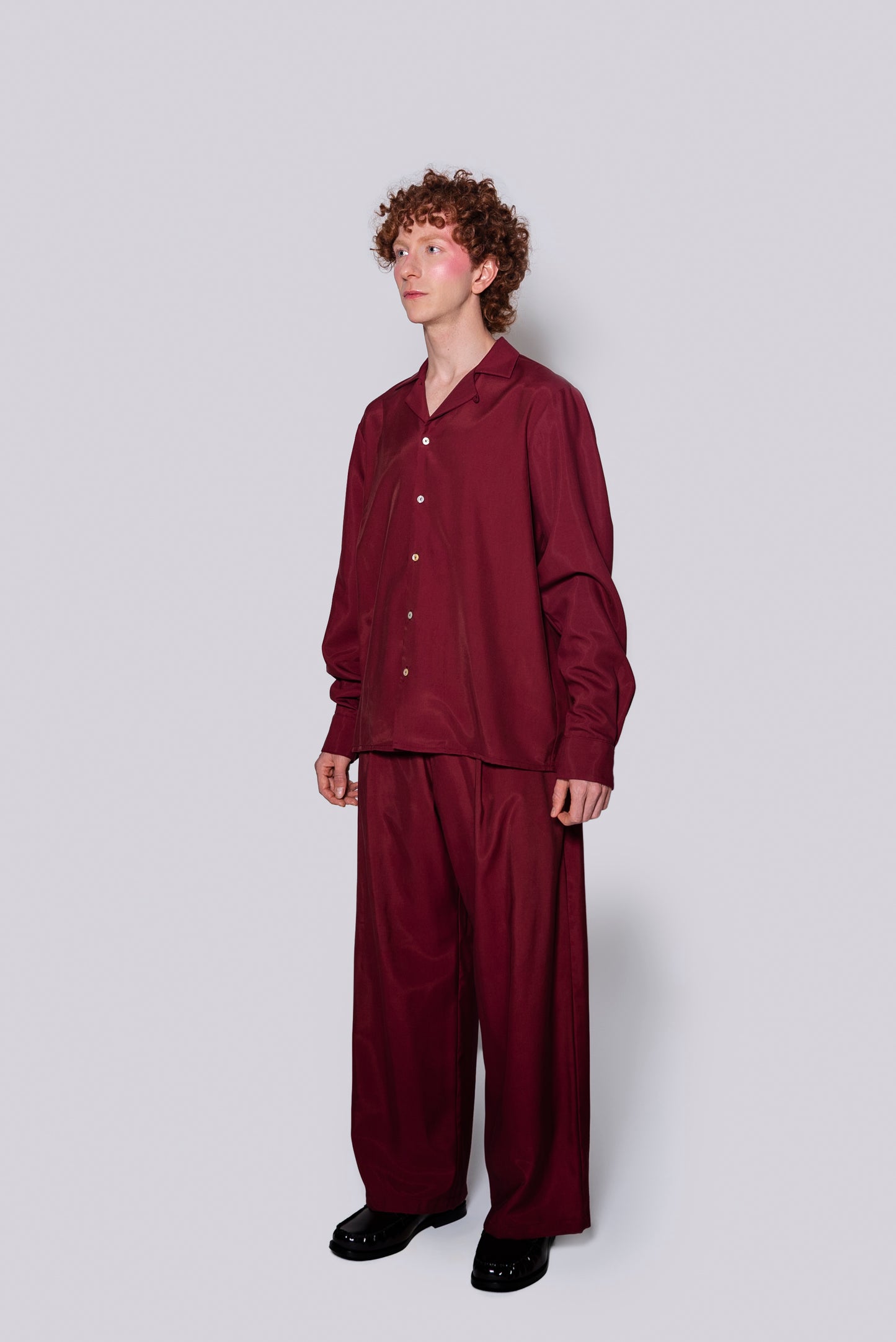 Pantalón Tokio Tencel Burdeos